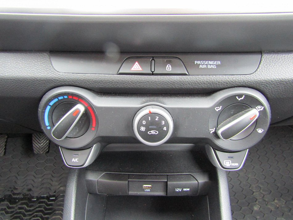 Kia Stonic 1.2DPI 