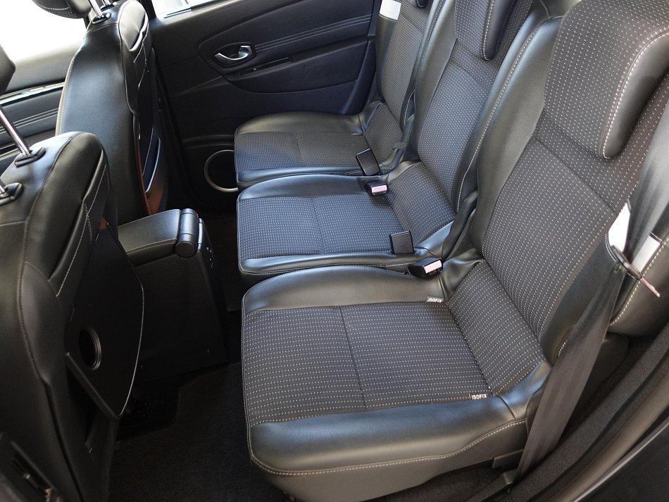 Renault Scénic 1.5 dCi 
