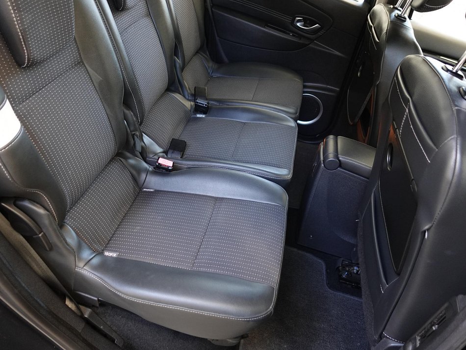 Renault Scénic 1.5 dCi 