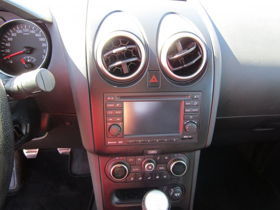 Nissan Qashqai 2.0i Tekna