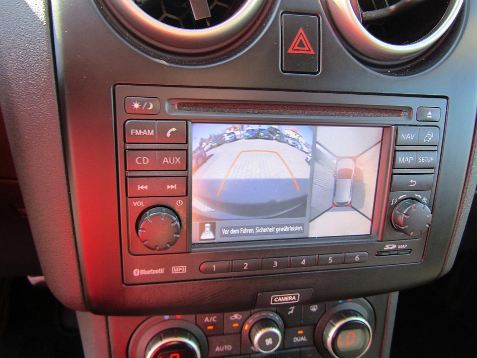 Nissan Qashqai 2.0i Tekna
