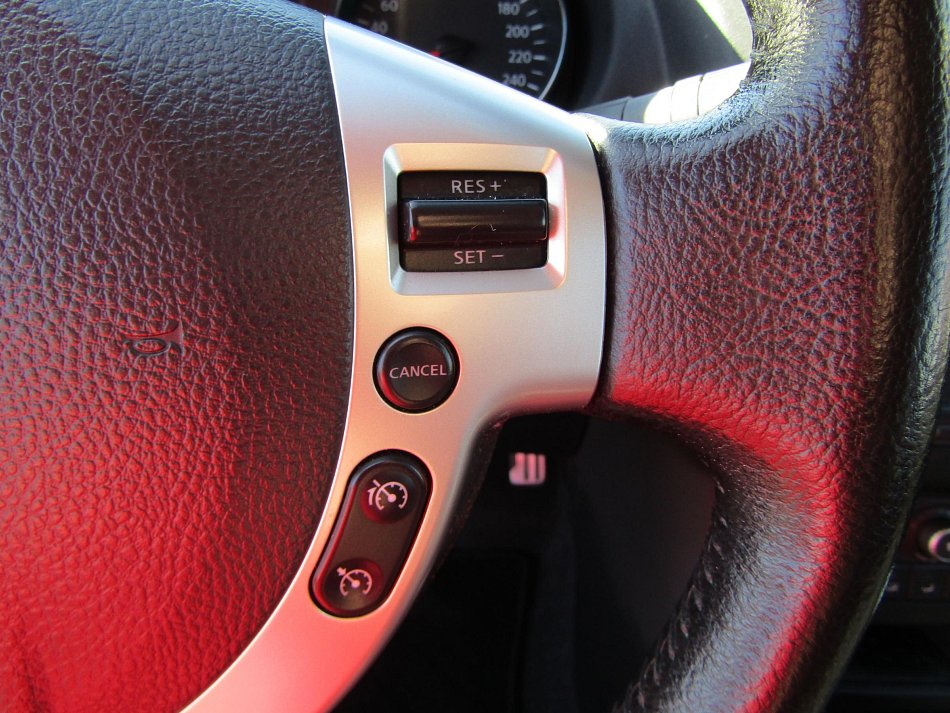 Nissan Qashqai 2.0i Tekna