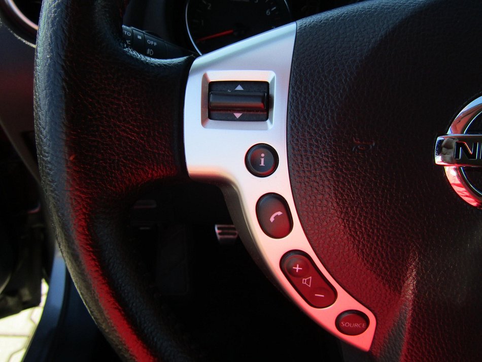 Nissan Qashqai 2.0i Tekna