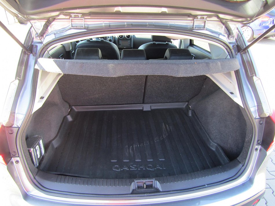 Nissan Qashqai 2.0i Tekna