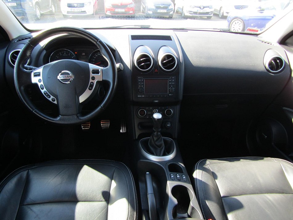 Nissan Qashqai 2.0i Tekna