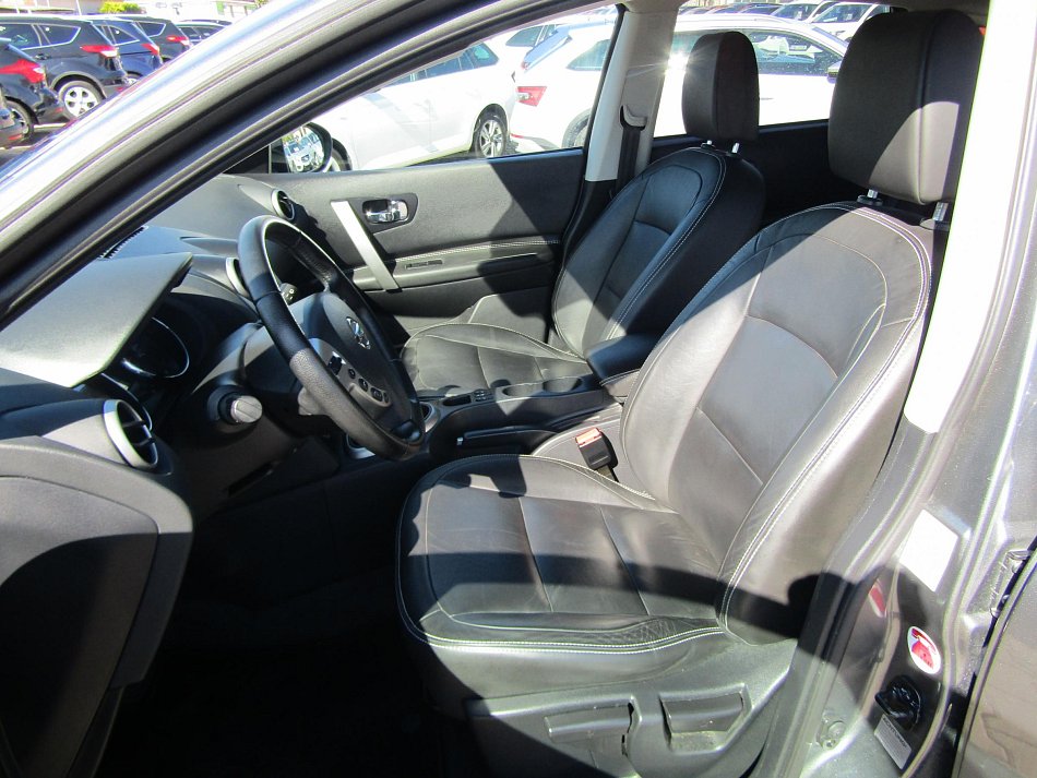 Nissan Qashqai 2.0i Tekna