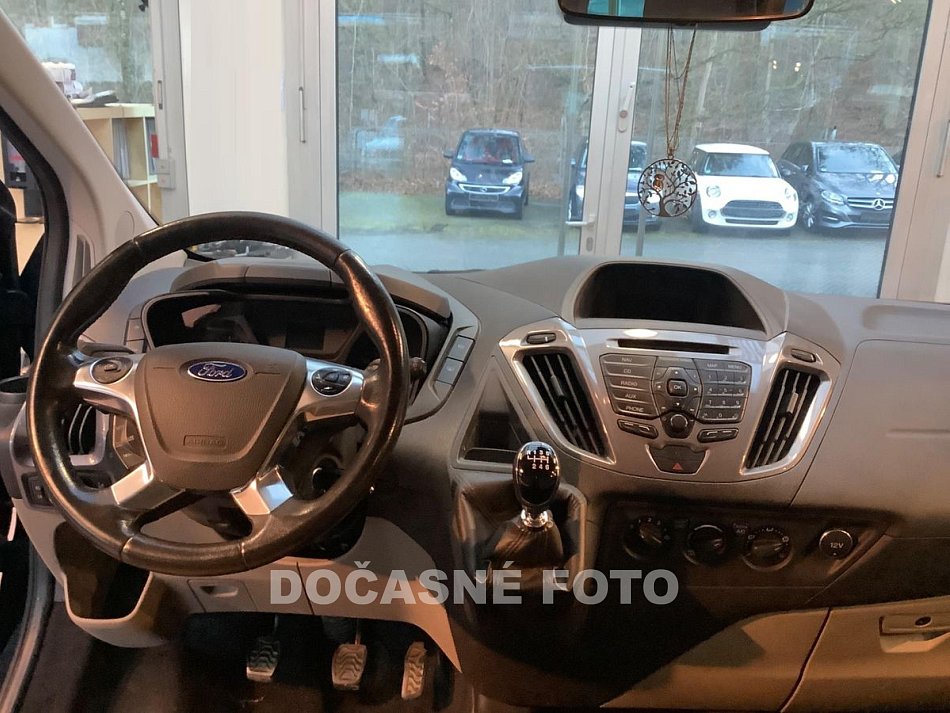 Ford Tourneo Custom 2.0 TDCi Titanium L2H1
