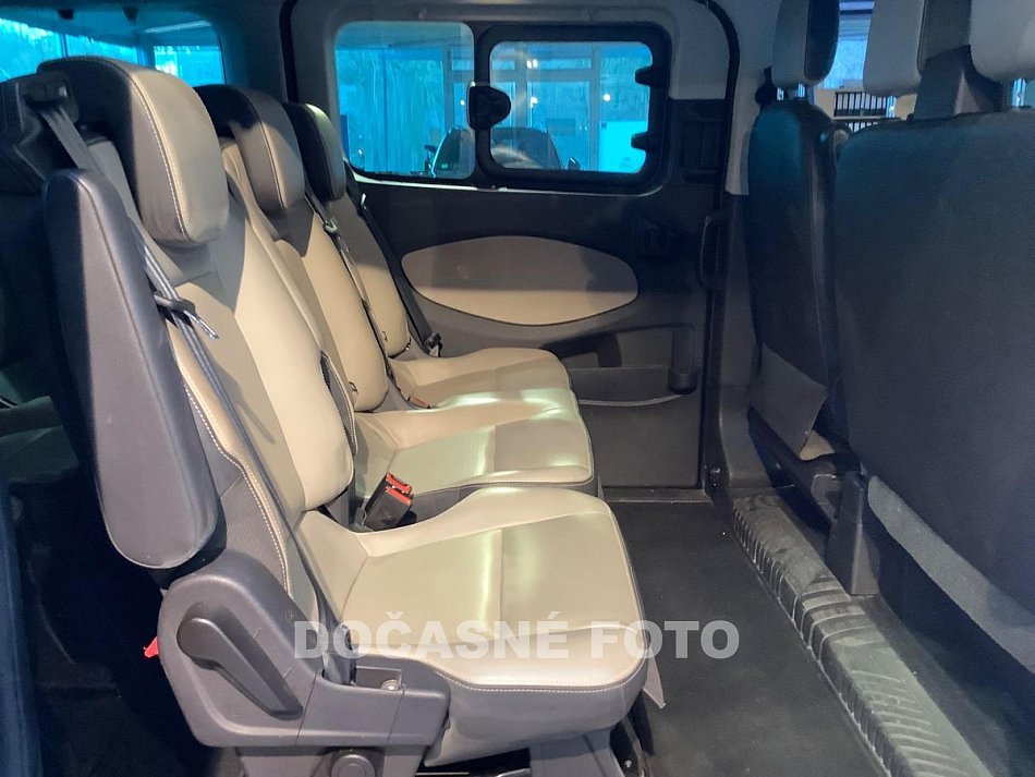 Ford Tourneo Custom 2.0 TDCi Titanium L2H1