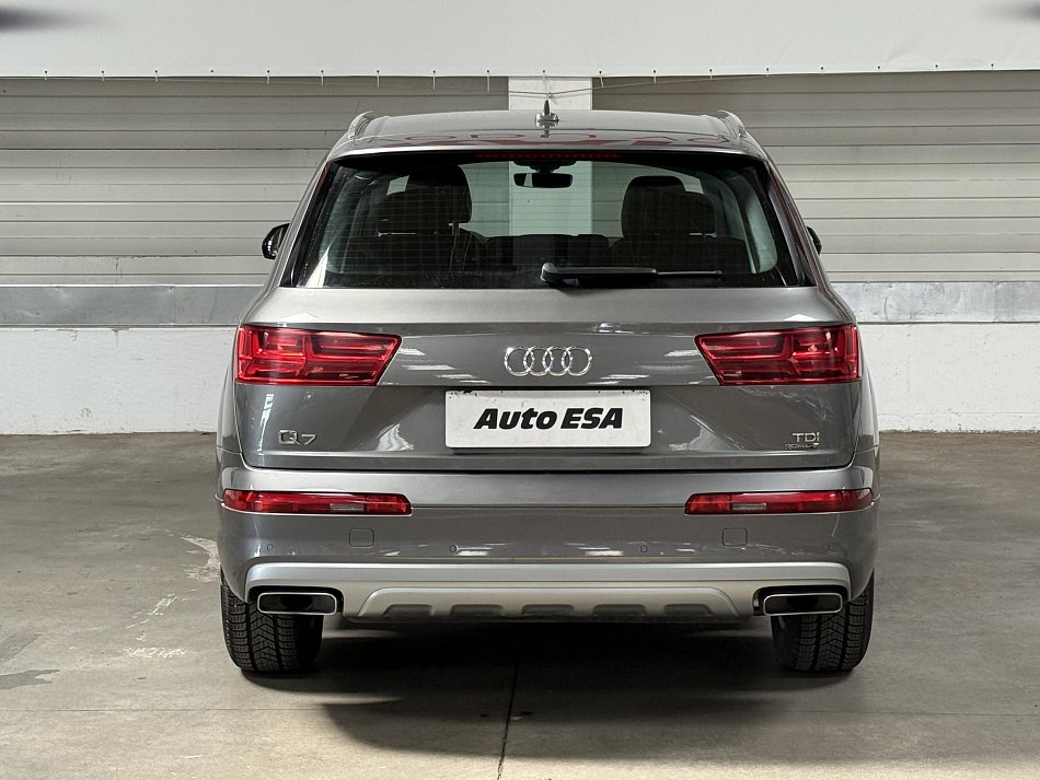Audi Q7 3.0 TDi  Quattro