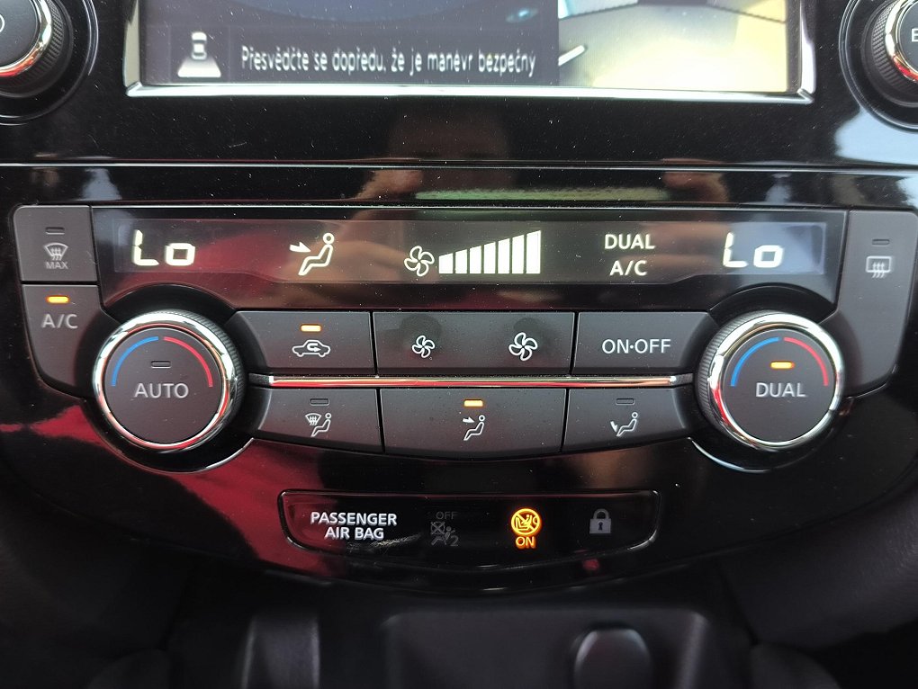 Nissan Qashqai 1.2 DIG-T N-Connecta