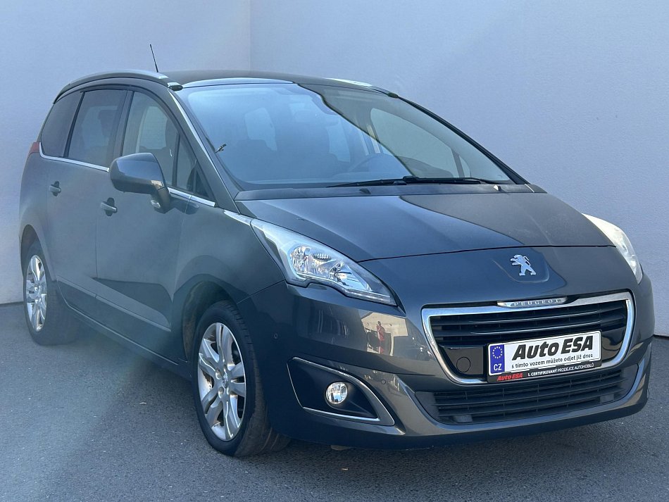 Peugeot 5008 1.6 HDi Allure 7míst