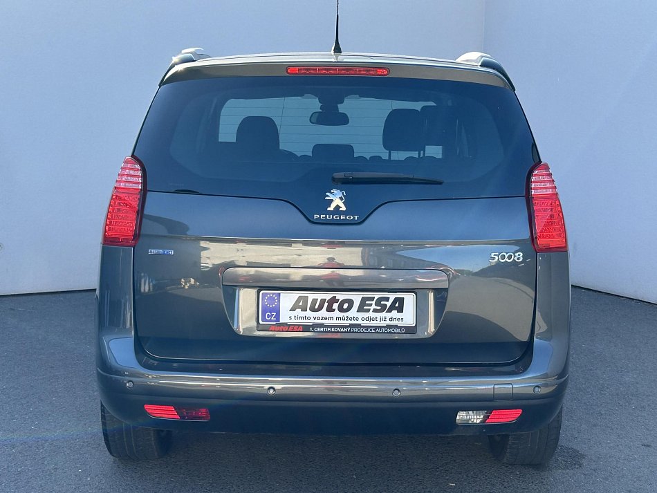 Peugeot 5008 1.6 HDi Allure 7míst