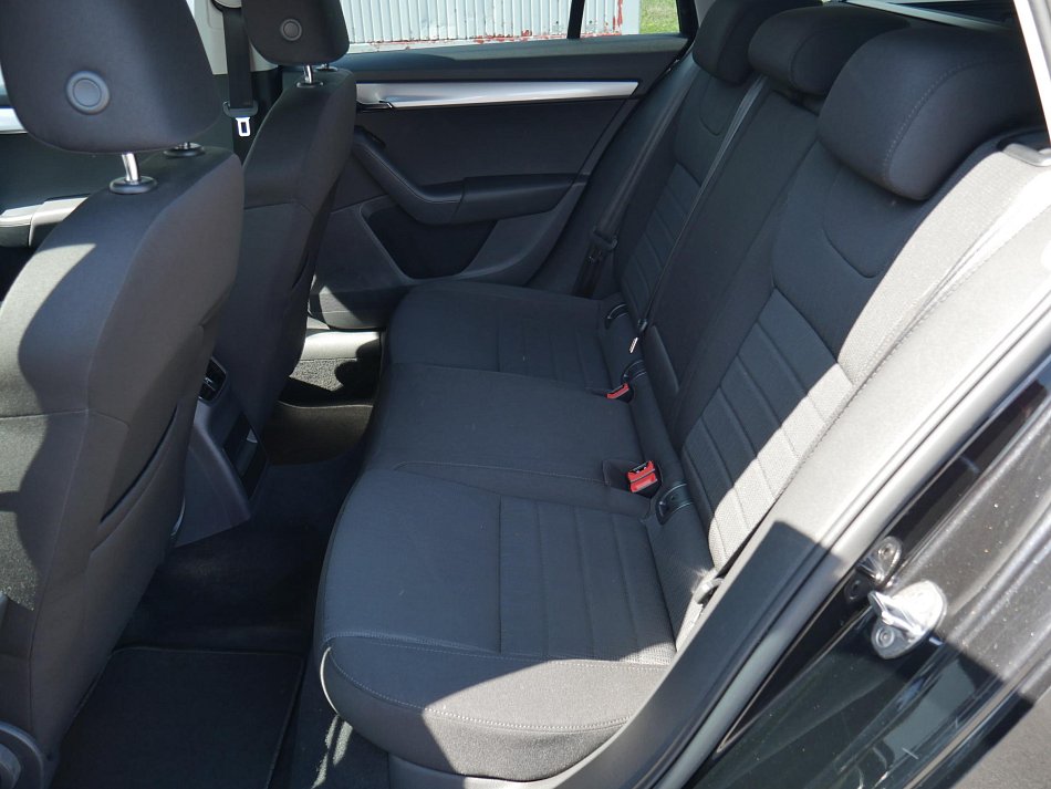 Škoda Octavia III 2.0 TDi Style