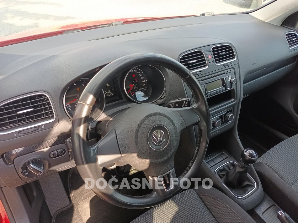 Volkswagen Golf 1.4i 