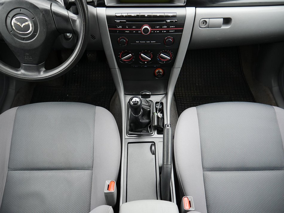 Mazda 3 1.4i 