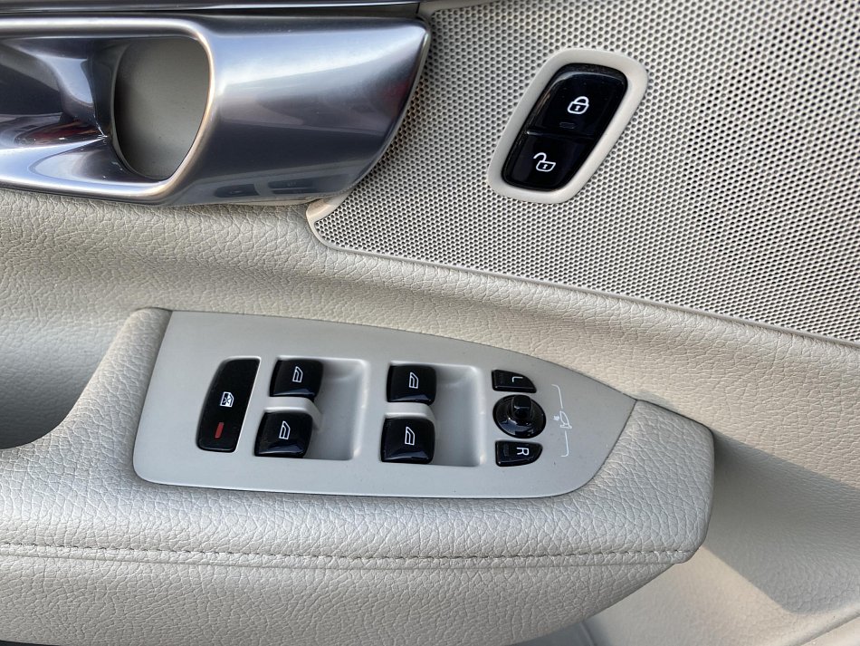 Volvo V90 2.0 T4 