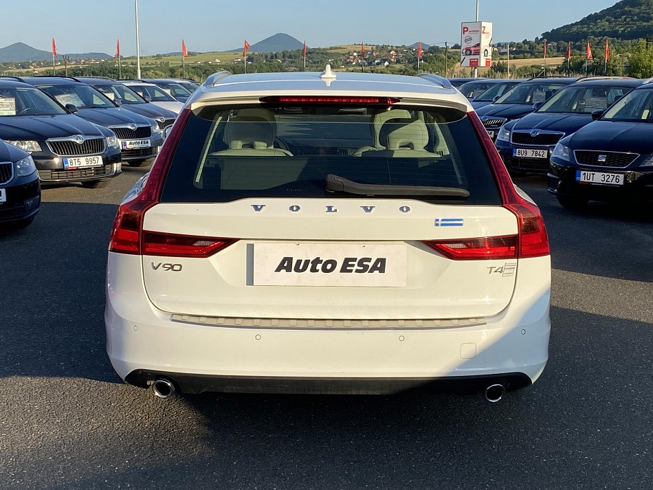 Volvo V90 2.0 T4 