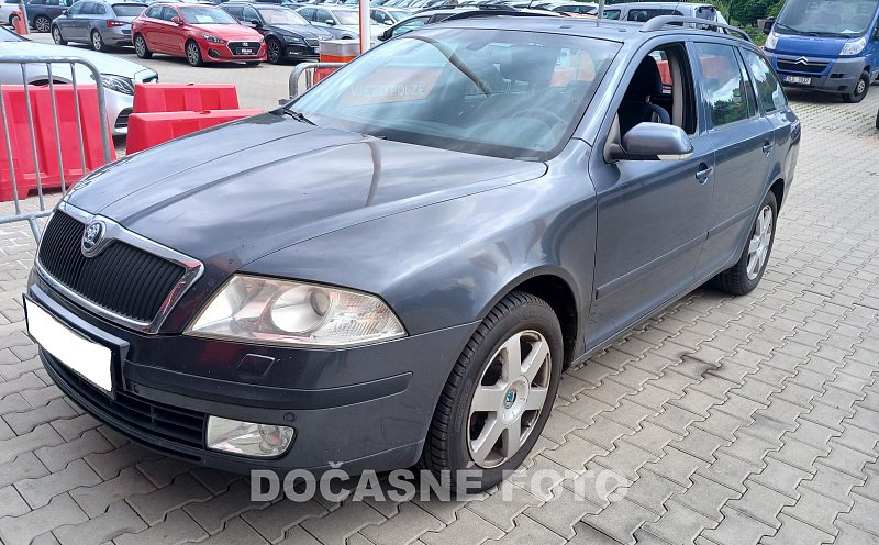 Škoda Octavia II 1.6 FSi 