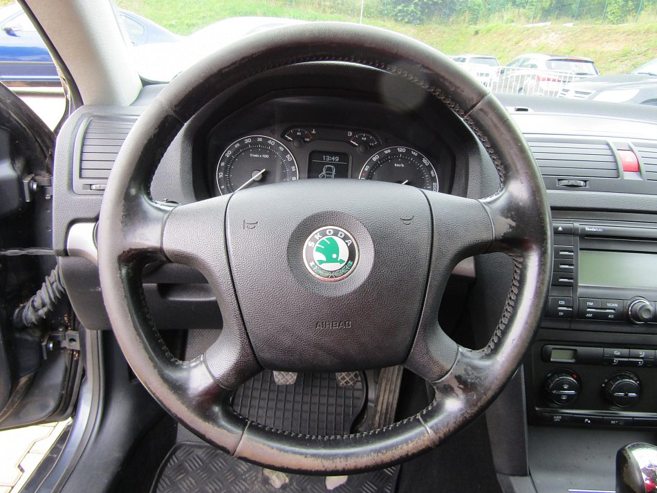 Škoda Octavia II 1.6 FSi 