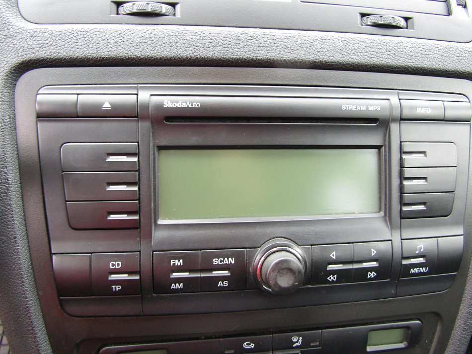 Škoda Octavia II 1.6 FSi 