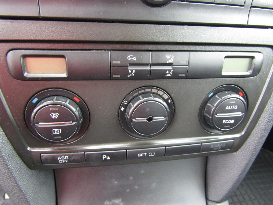 Škoda Octavia II 1.6 FSi 