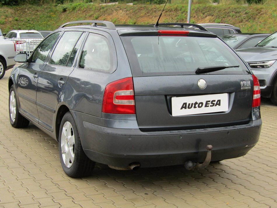 Škoda Octavia II 1.6 FSi 