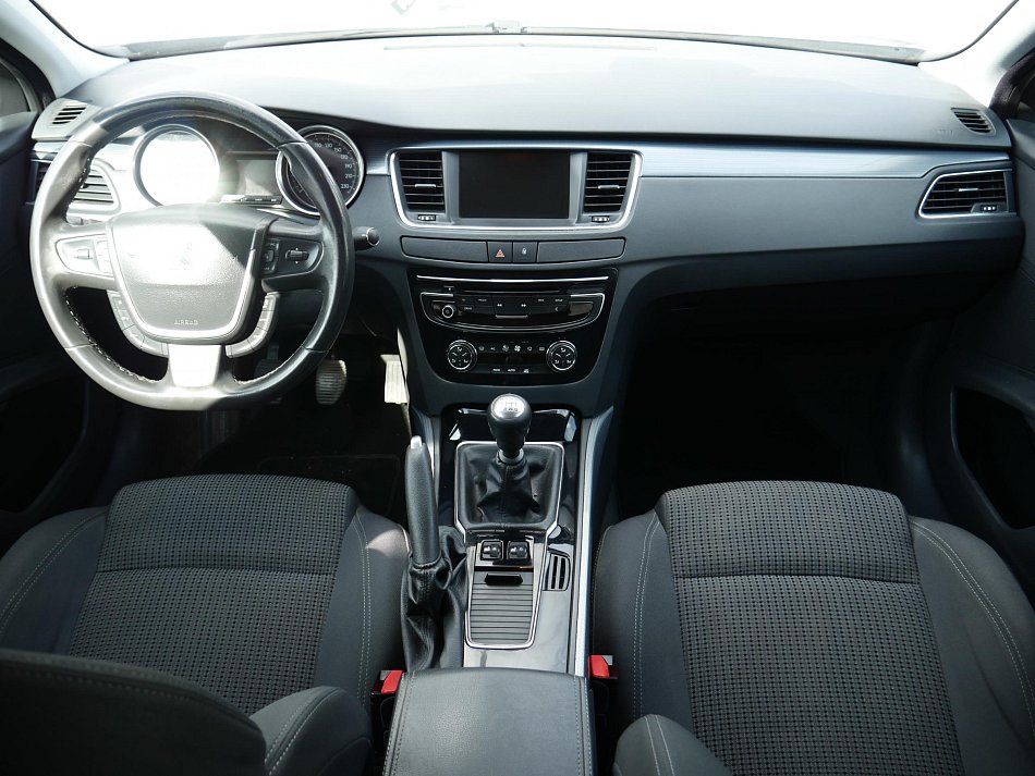Peugeot 508 2.0 HDi 