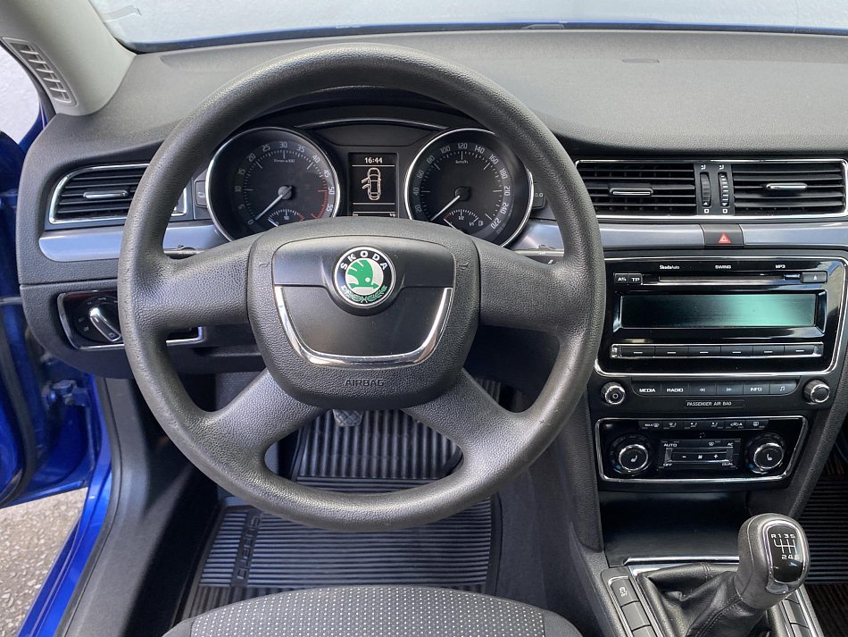Škoda Superb II 2.0 TDi Comfort