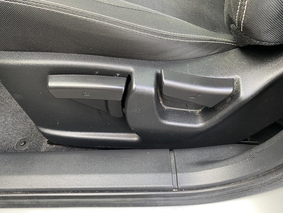 Nissan Qashqai 2.0dCi Acenta +2