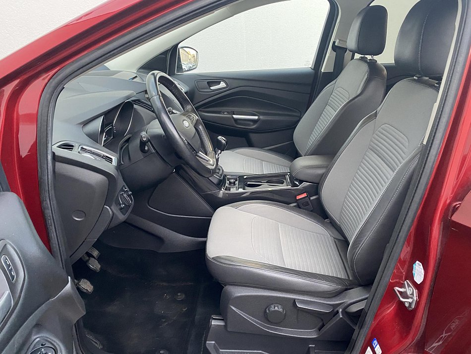 Ford Kuga 1.5 EB Titanium