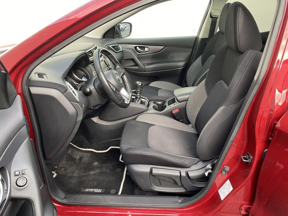 Nissan Qashqai 1.3 DiG-T N-Connecta 4x2