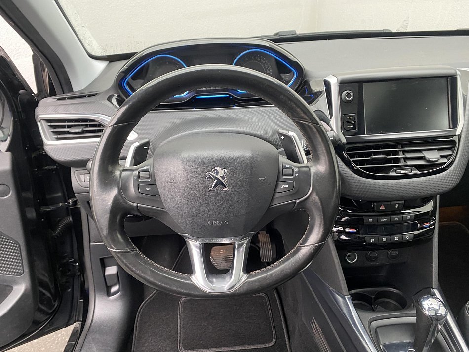 Peugeot 2008 1.6 e-HDI Allure