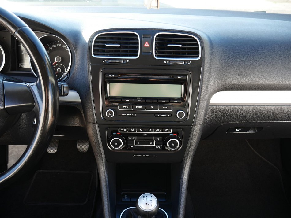 Volkswagen Golf 1.4TSI 