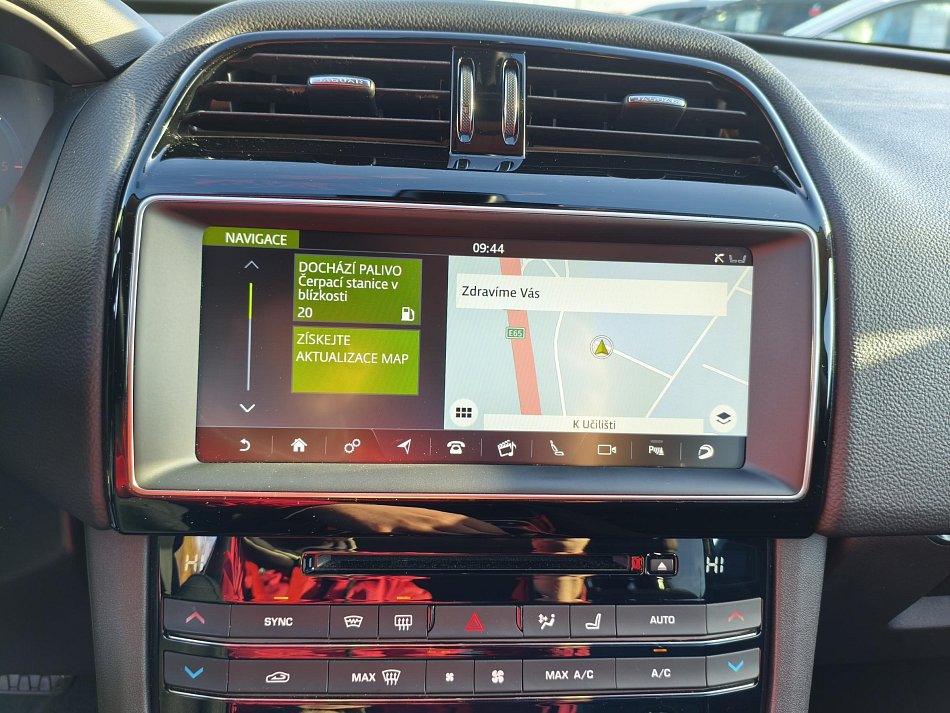 Jaguar F-Pace 2.0 TD4  4x4