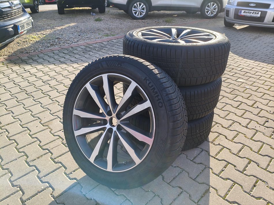 Jaguar F-Pace 2.0 TD4  4x4