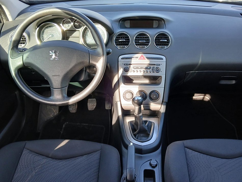 Peugeot 308 1.4i 