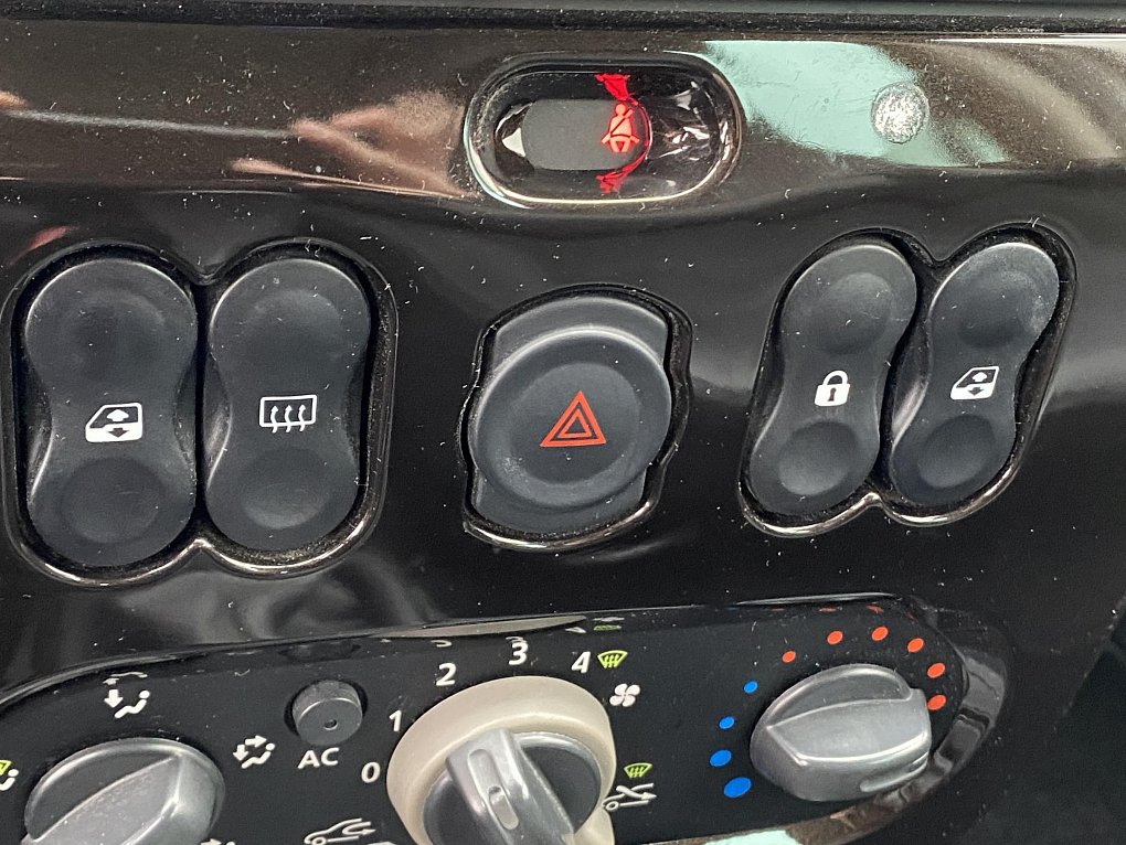 Dacia Duster 1.6 i Prestige