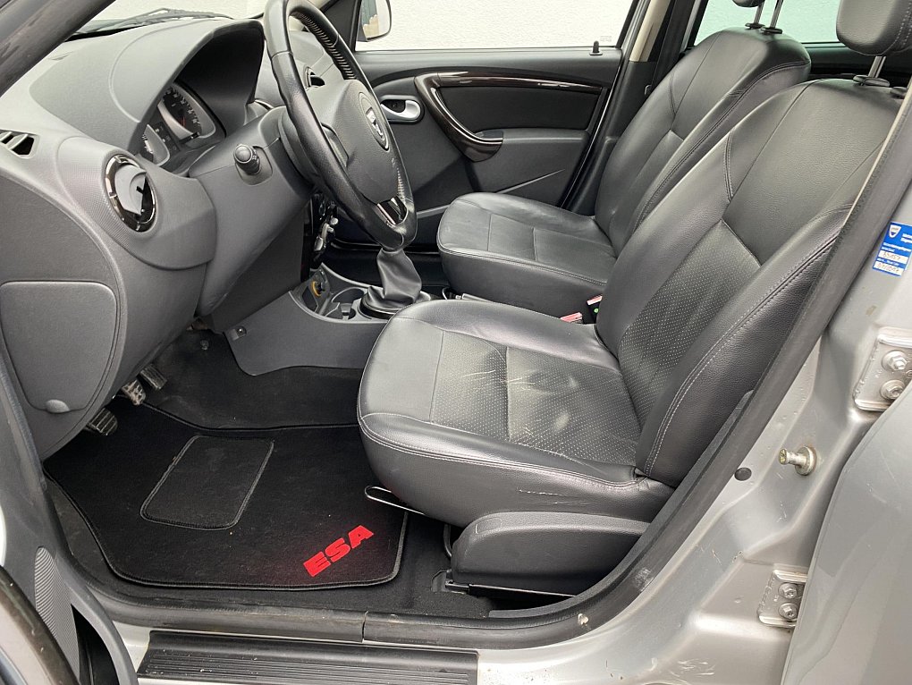 Dacia Duster 1.6 i Prestige