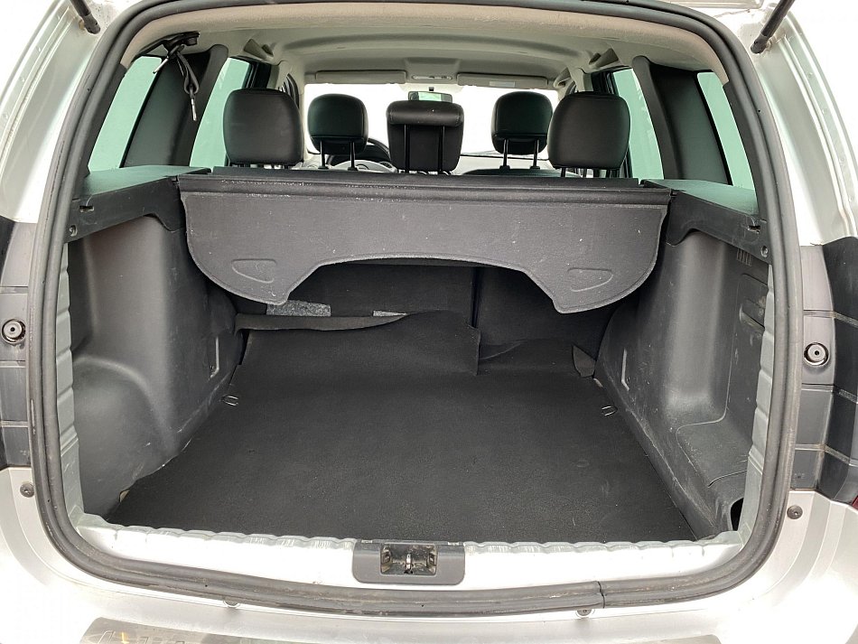 Dacia Duster 1.6 i Prestige