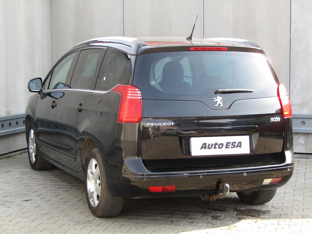 Peugeot 5008 2.0 HDi 