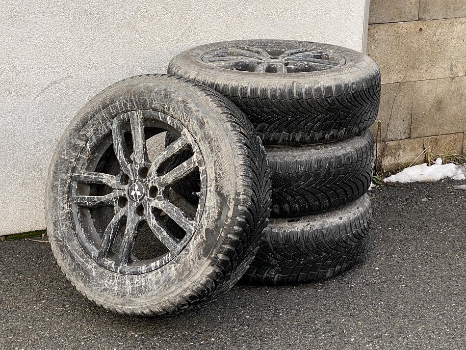 Mitsubishi Eclipse Cross 1.5MiVEC  2WD