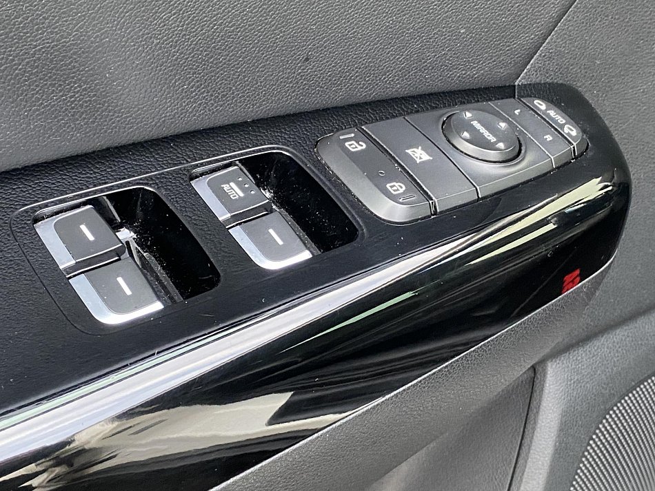 Kia Sportage 1.6 GDi  DreamTeam