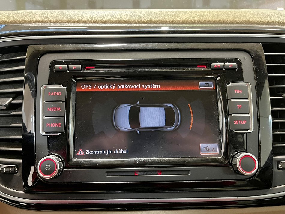 Volkswagen Beetle 1.6 TDi 