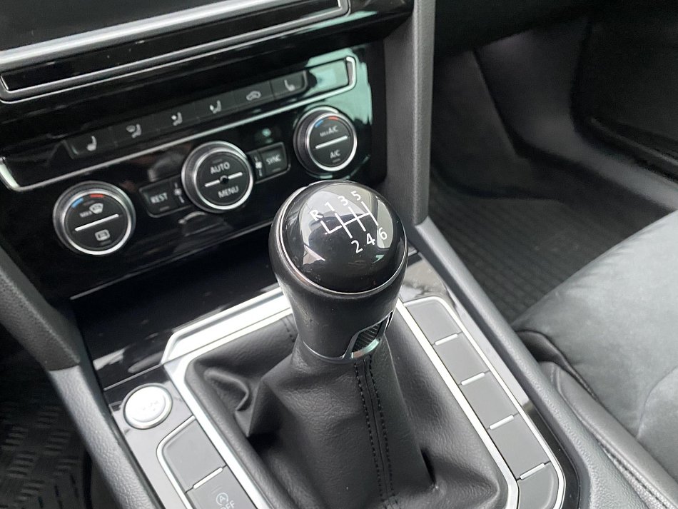 Volkswagen Passat 2.0 TDI Highline