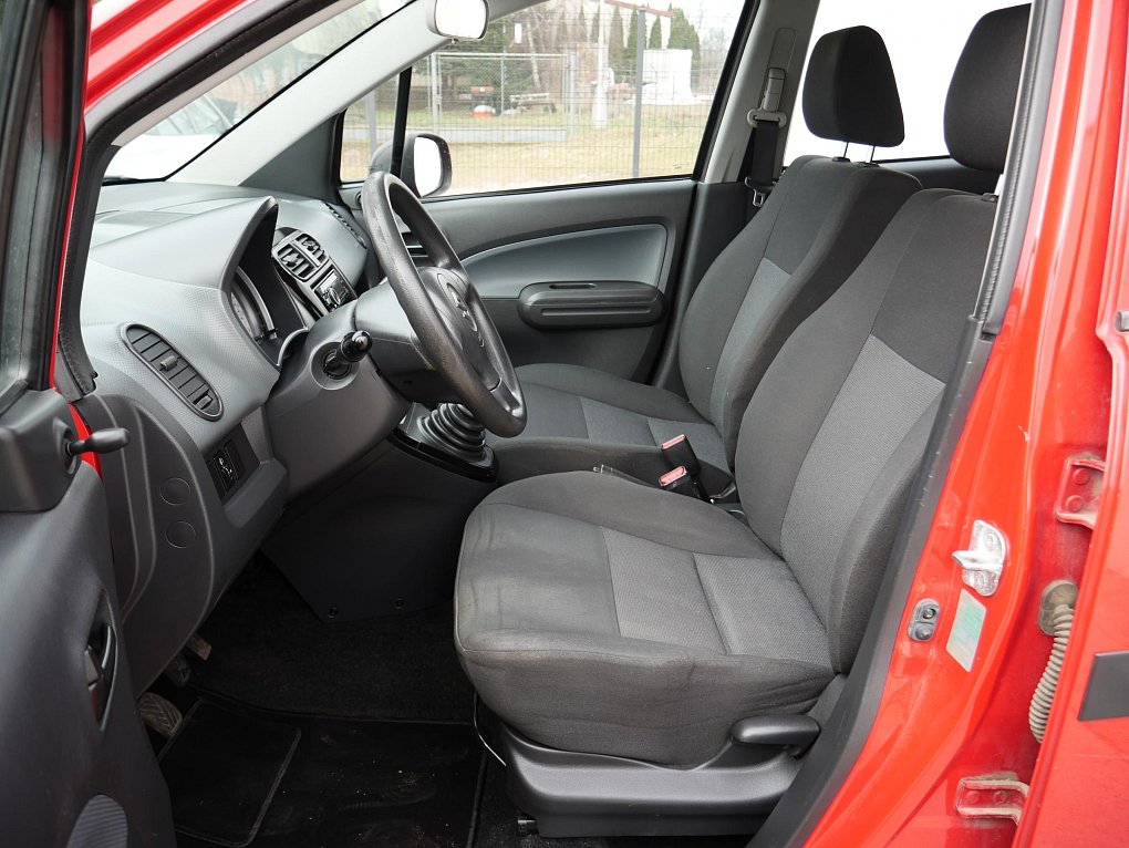 Suzuki Splash 1.0i 