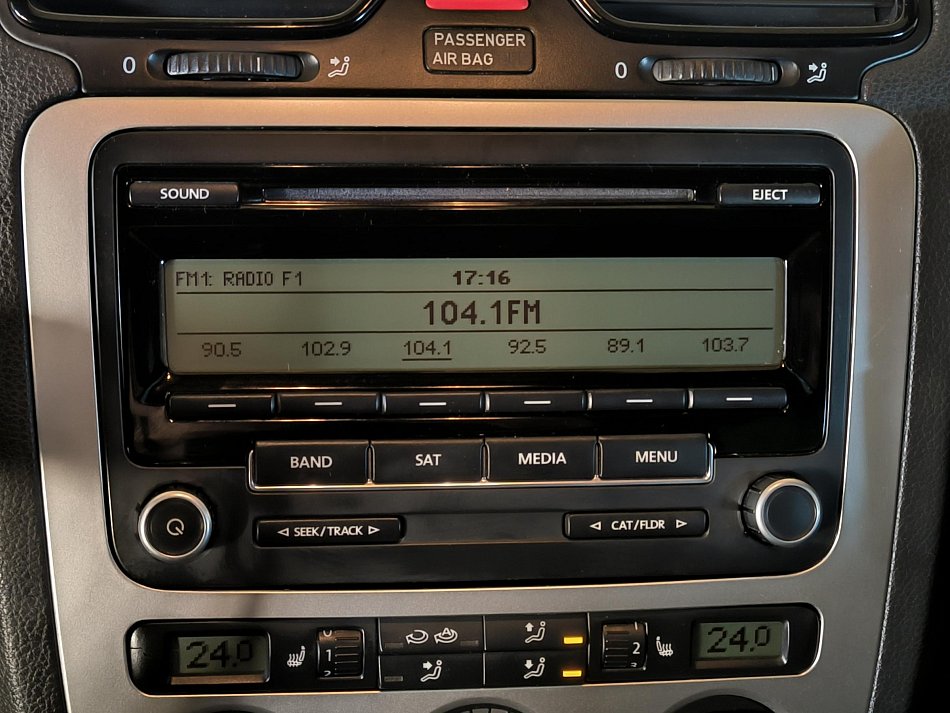 Volkswagen Scirocco 2.0 TDi 