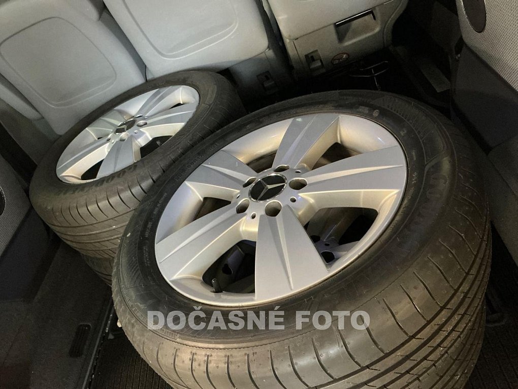 Mercedes-Benz Viano 3.0 V6 CDi Trend