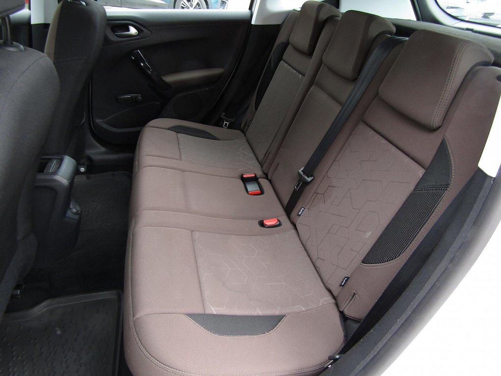 Peugeot 2008 1.6 VTi Active