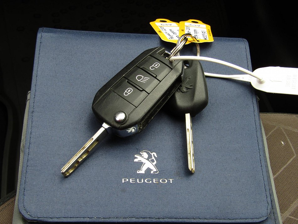 Peugeot 2008 1.6 VTi Active