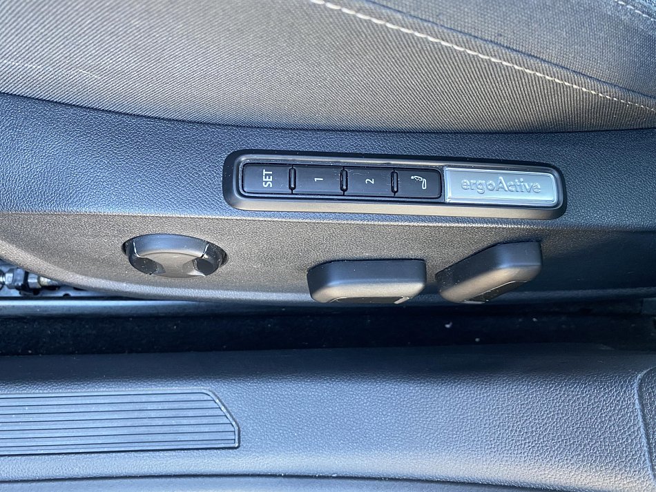 Volkswagen Golf 1.5TSi 